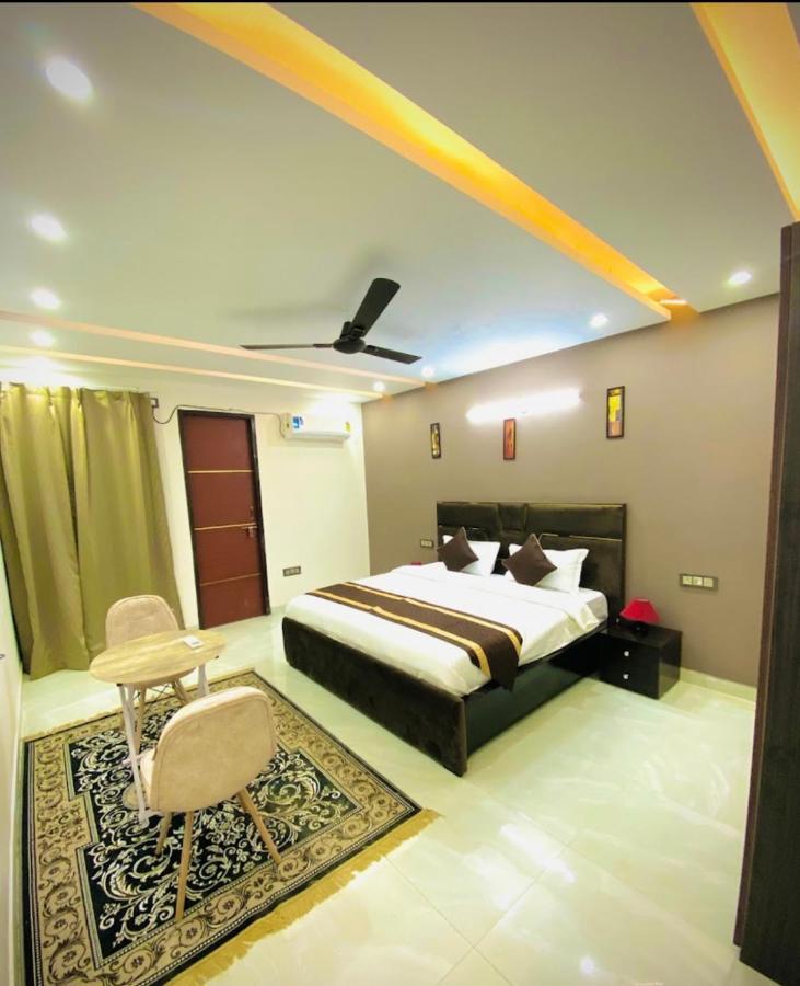 Gold Residency By Expo View Bed & Breakfast Greater Noida Exterior photo